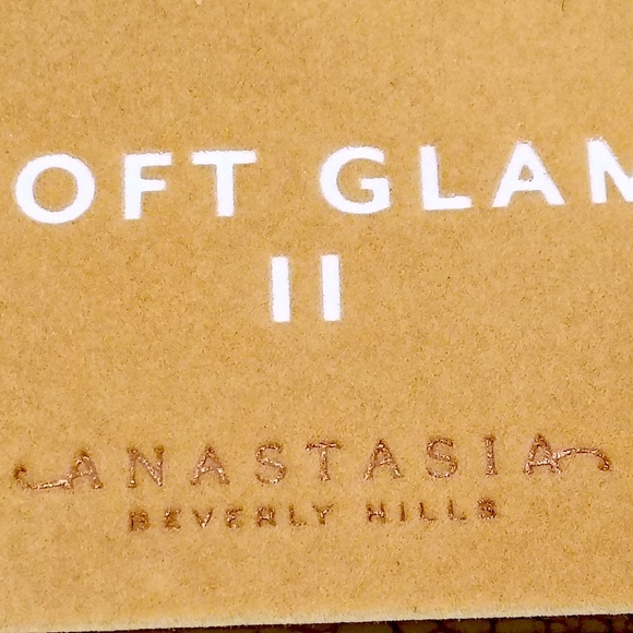 Anastasia Beverly Hills Mini Soft Glam II Eyeshadow Palette Brand New. - Picture 5 of 5